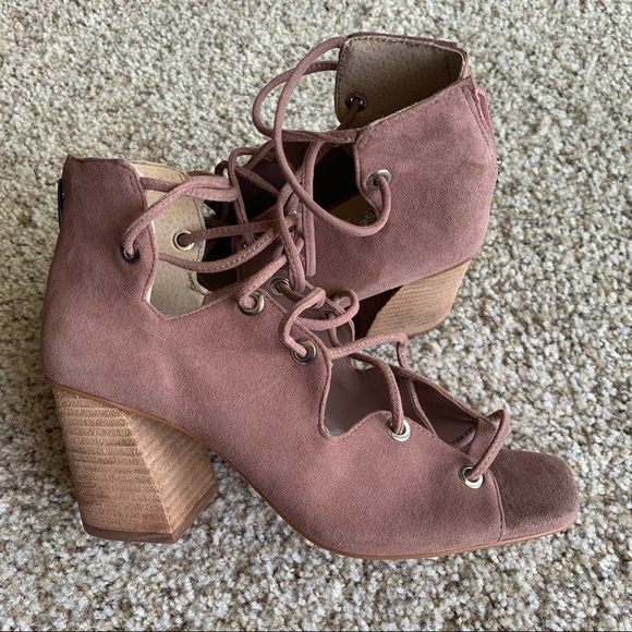 Vince Camuto Nahara Sandal Pink - Picture 1 of 5